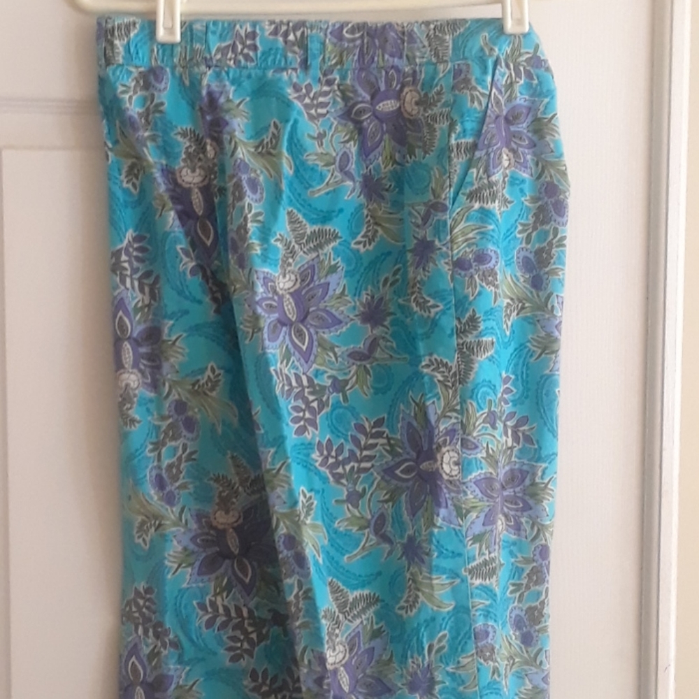 Capris - Picture 3 of 7